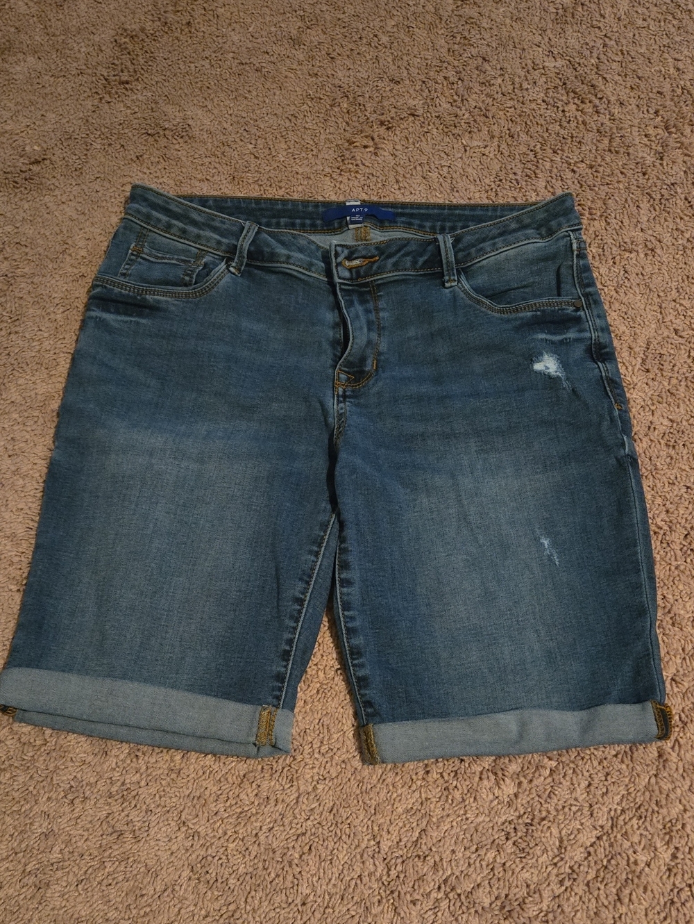 Apt. 9 Medium Blue Rolled-Hem Denim Bermuda Shorts